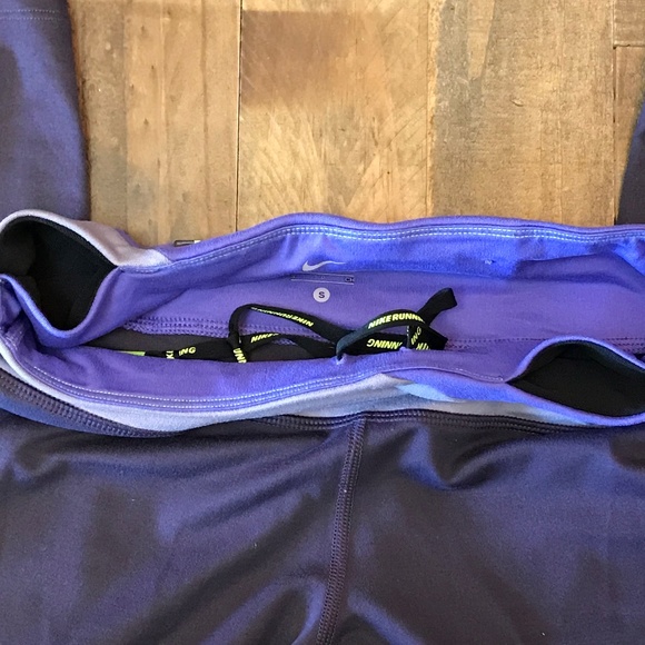 NIke Dri Fit running Joggers in purple - Picture 5 of 7